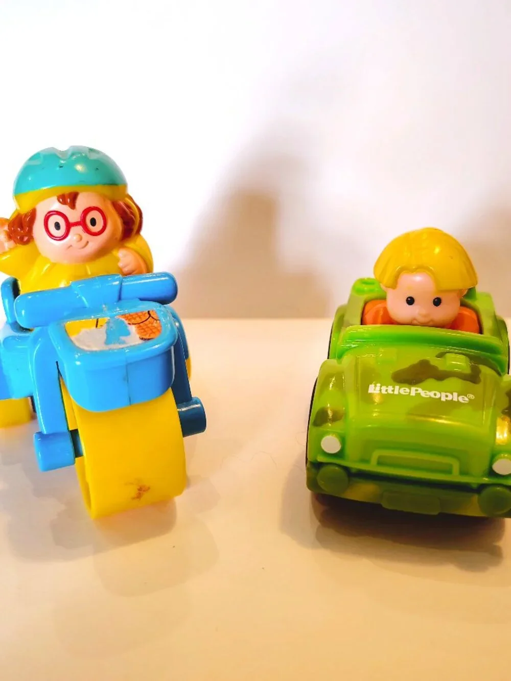 Fisher Price Little People Wheelies Maggie On Trike Eddie Camo Jeep Lot Of 2